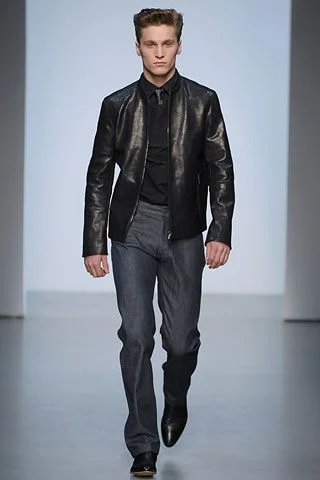 Look 16